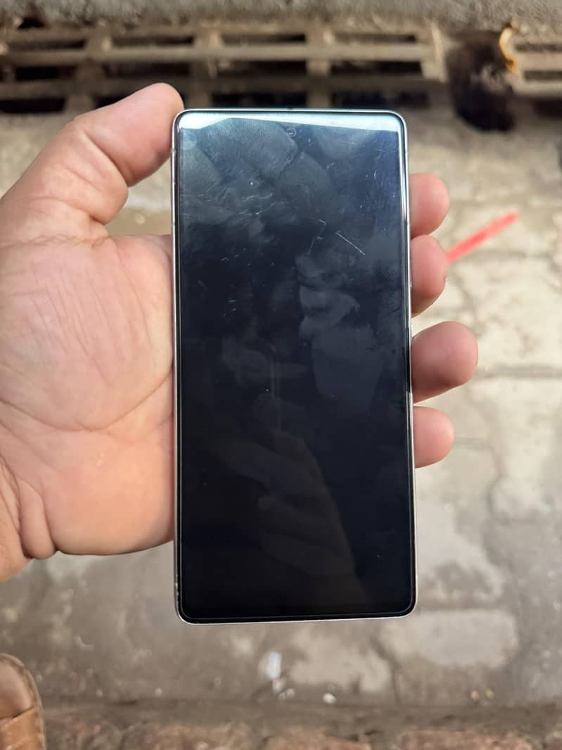 Google Pixel 7 4
