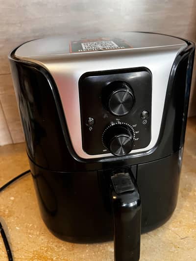 Air fryer (Excellent Condition) for Sale