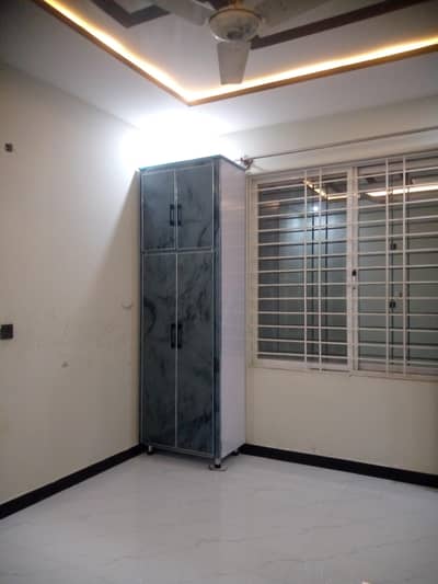 1bed 2nd flour available for rent Ghauri town pahse 4a