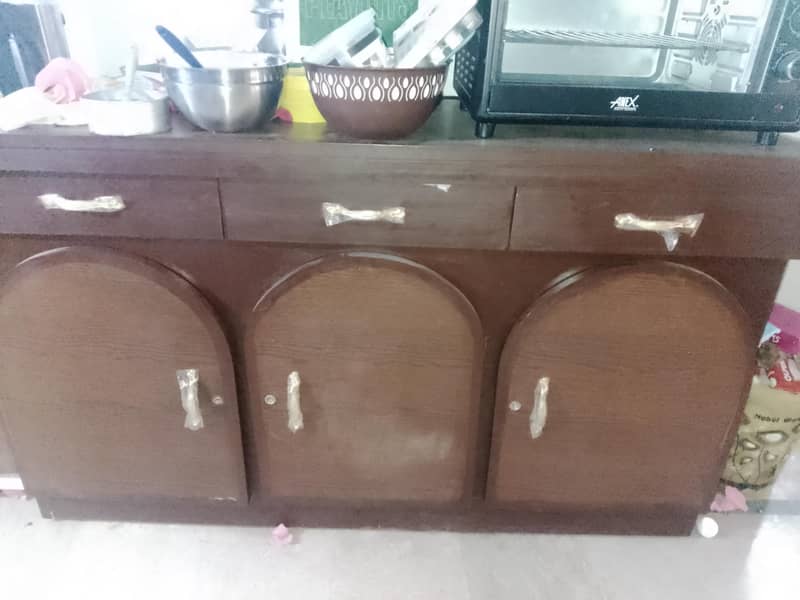 devider Wood 0