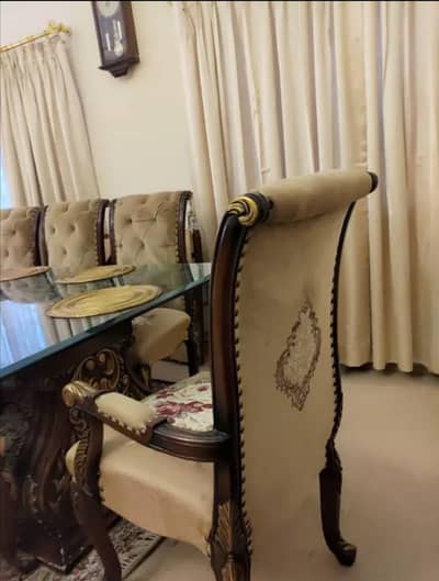 Dining Table with 10 chairs
