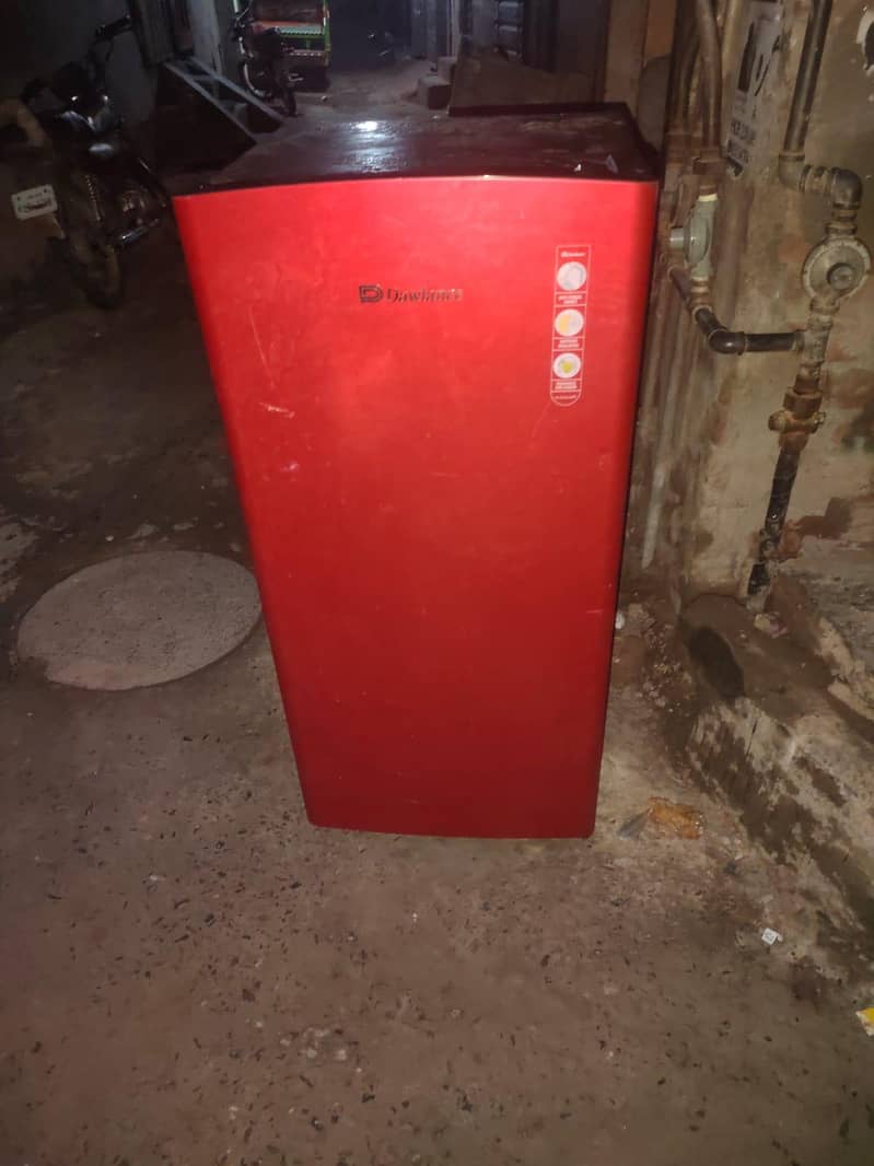refrigerator 0