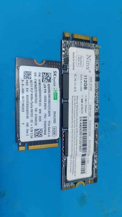 sk hynix 512gb nvme / 256 Gb ssd
