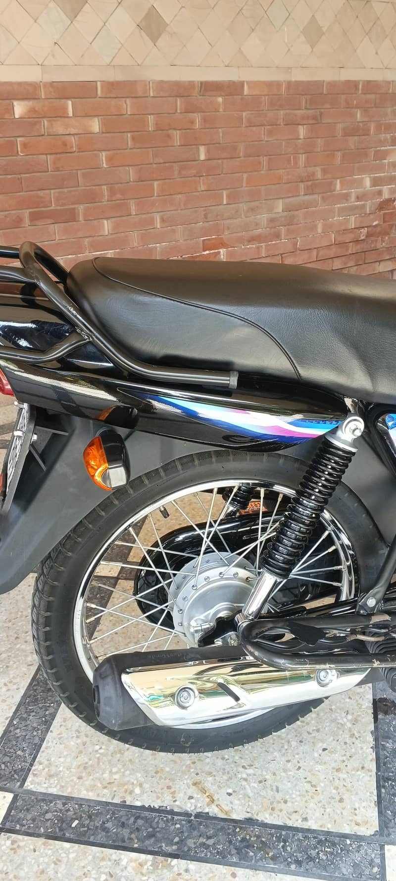 Honda Prioder 1