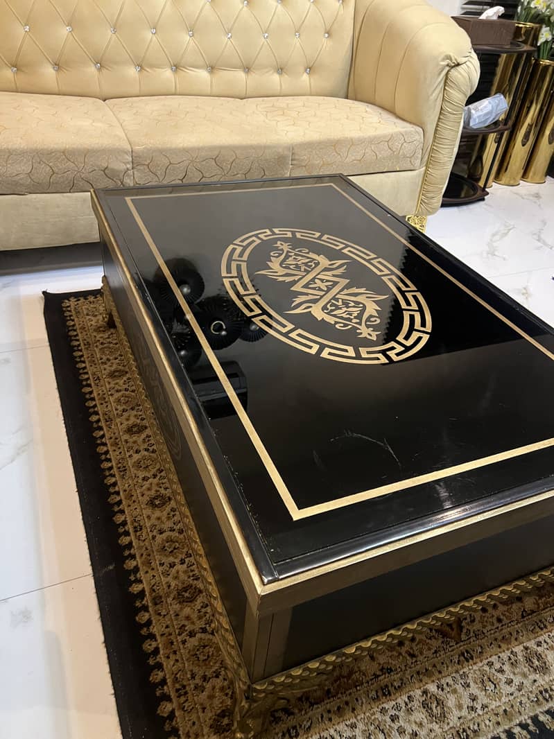 Versace design centre coffee table 2