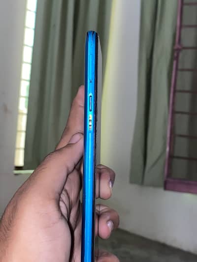 Realme 5i