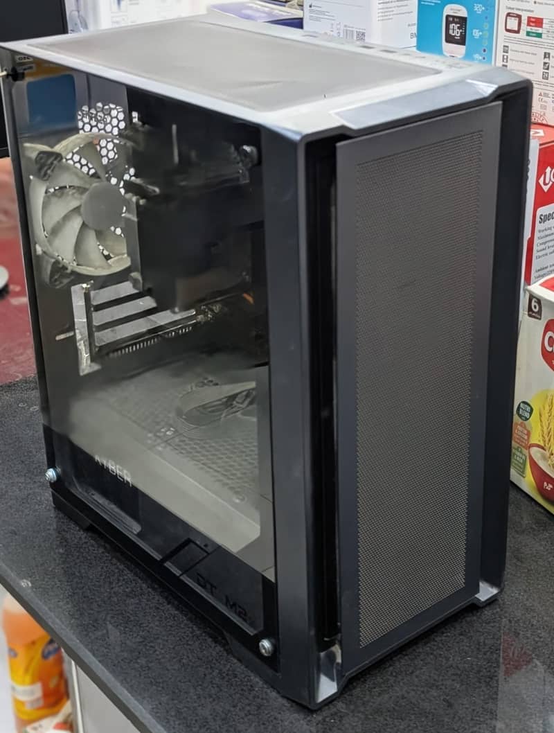 Gaming PC  + Screen + Controller + Setup [Free] 1
