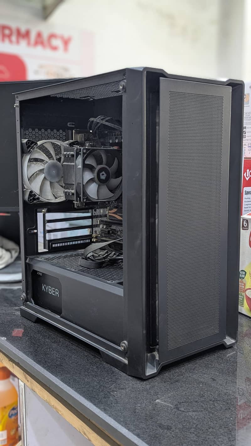 Gaming PC  + Screen + Controller + Setup [Free] 2