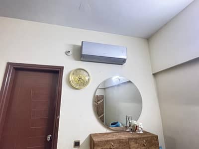 Ac split Gree only few months used