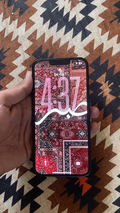 Apple iPhone 13