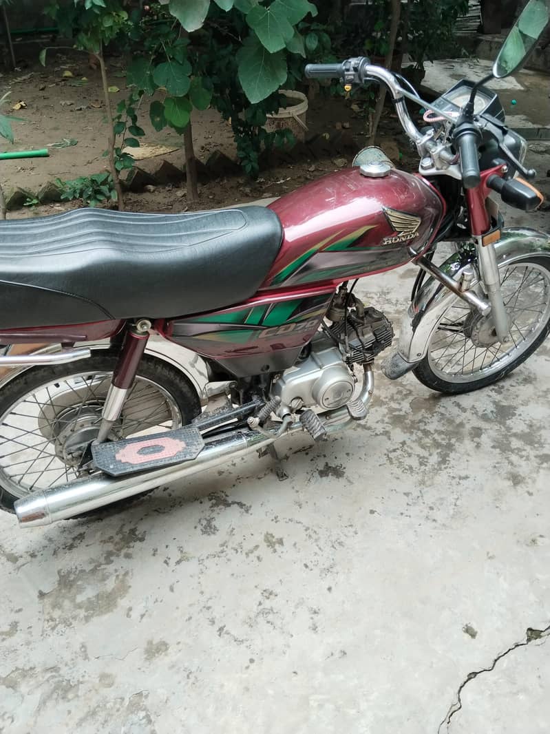 03338445176 4