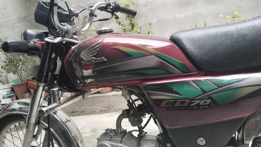 03338445176 5