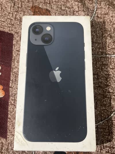 Apple iPhone 13