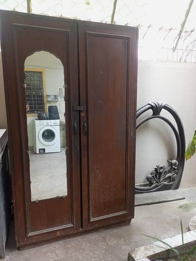 almari, wardrobe
