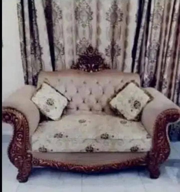 Beautiful Sofa 0