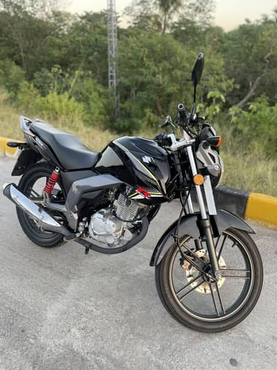 SUZUKI GSX 125