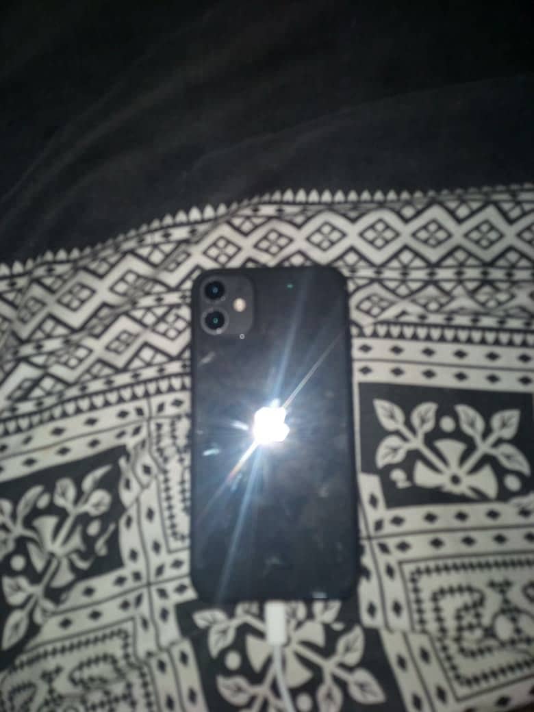 Apple iPhone 11 2