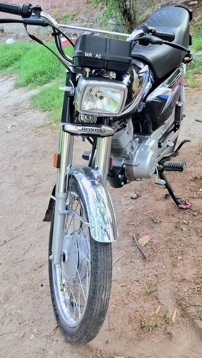 CG 125 Black
