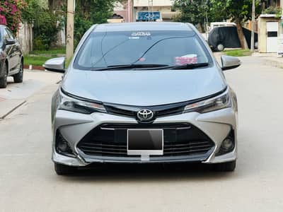 Toyota Corolla Altis Grande 2015