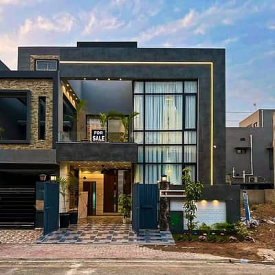 PREMIUM LIVING HOUSE FOR SALE IN DHA PHASE 9 TOWN