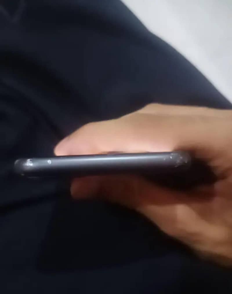Apple iPhone 11 5