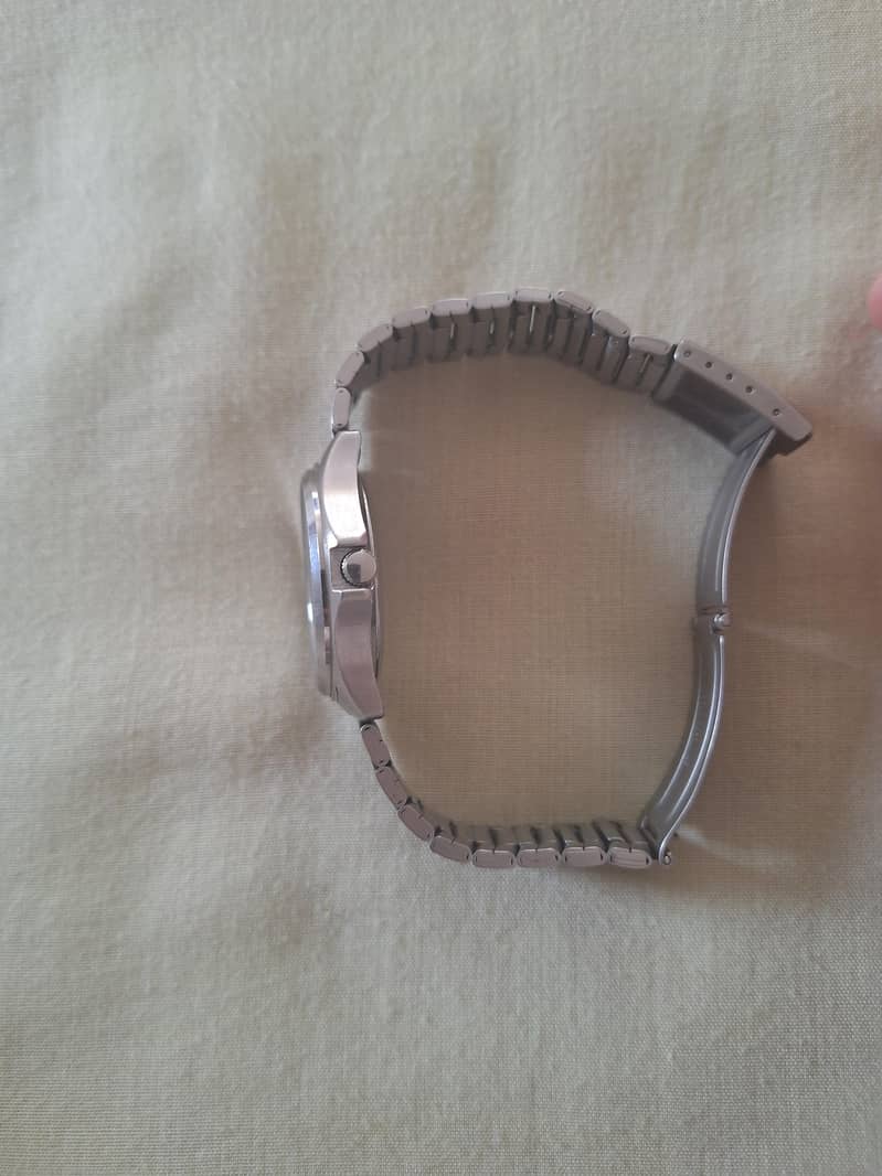 Casio Quartz 2