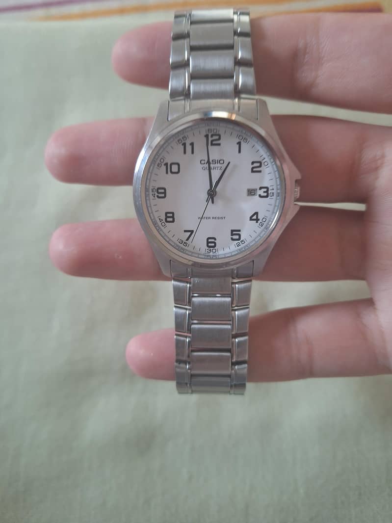 Casio Quartz 3