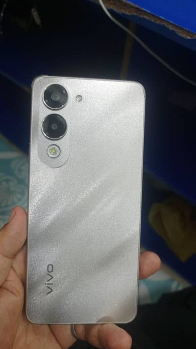Vivo Y04
