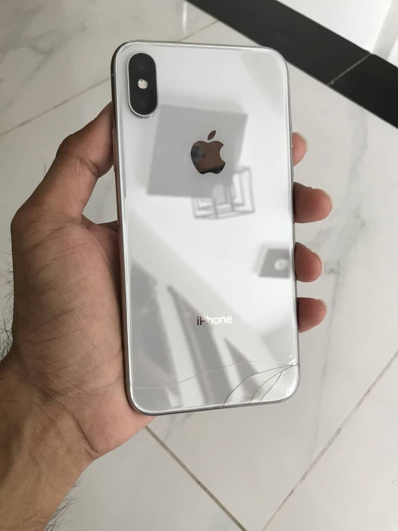 Apple iPhone X 4