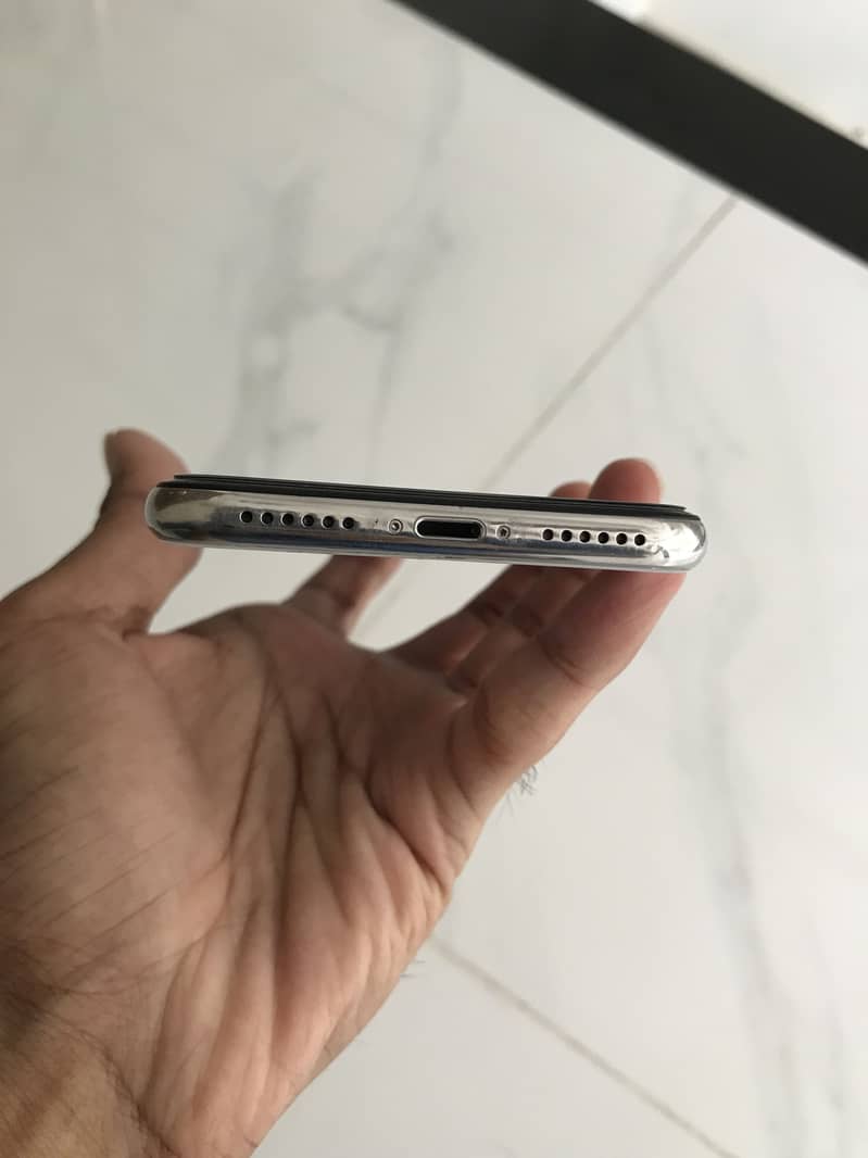 Apple iPhone X 8