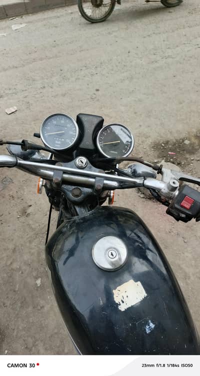 Suzuki Gs150