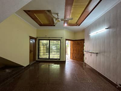 7 Marla full house available for rent in Abubaker block gas installed  Very Near To Park Market And Mosque