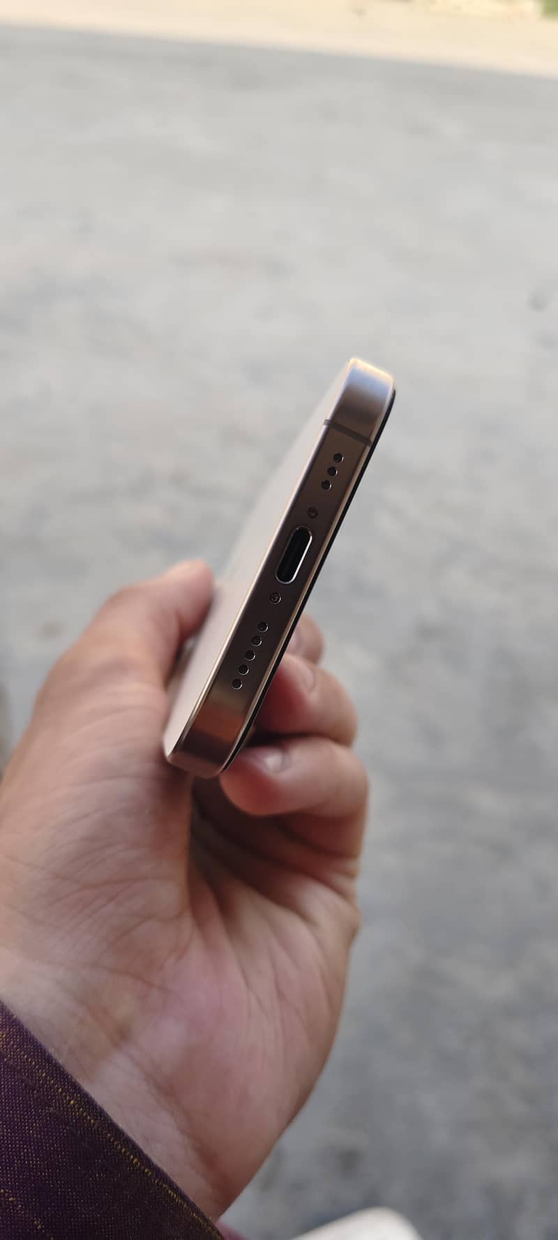iphone 16 pro 3