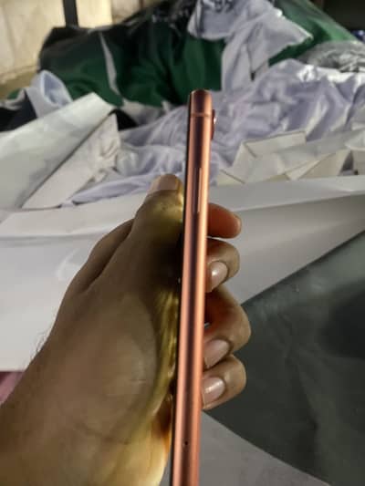 Apple iPhone XR