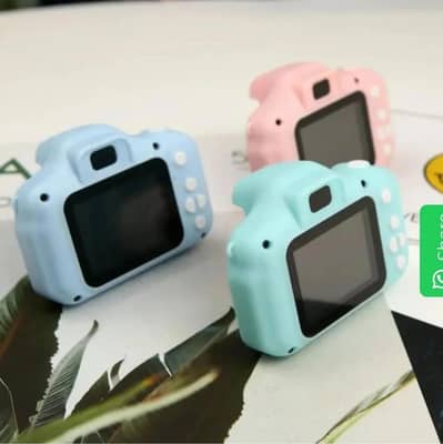 Digital mini camera clicks photos and videos (cash on delivery availa)
