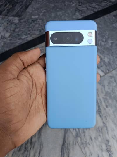 Google Pixel 8 Pro
