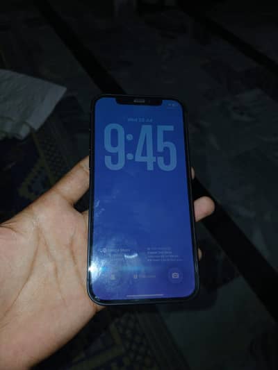 Apple iPhone 12