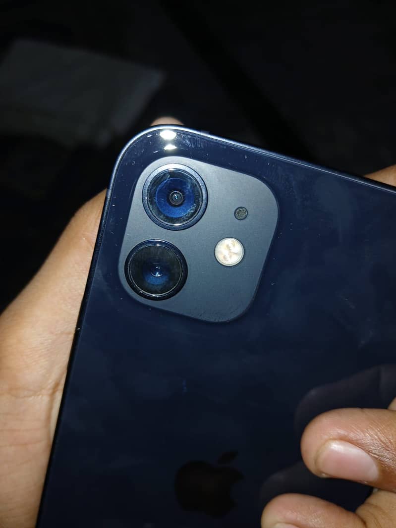 Apple iPhone 12 8