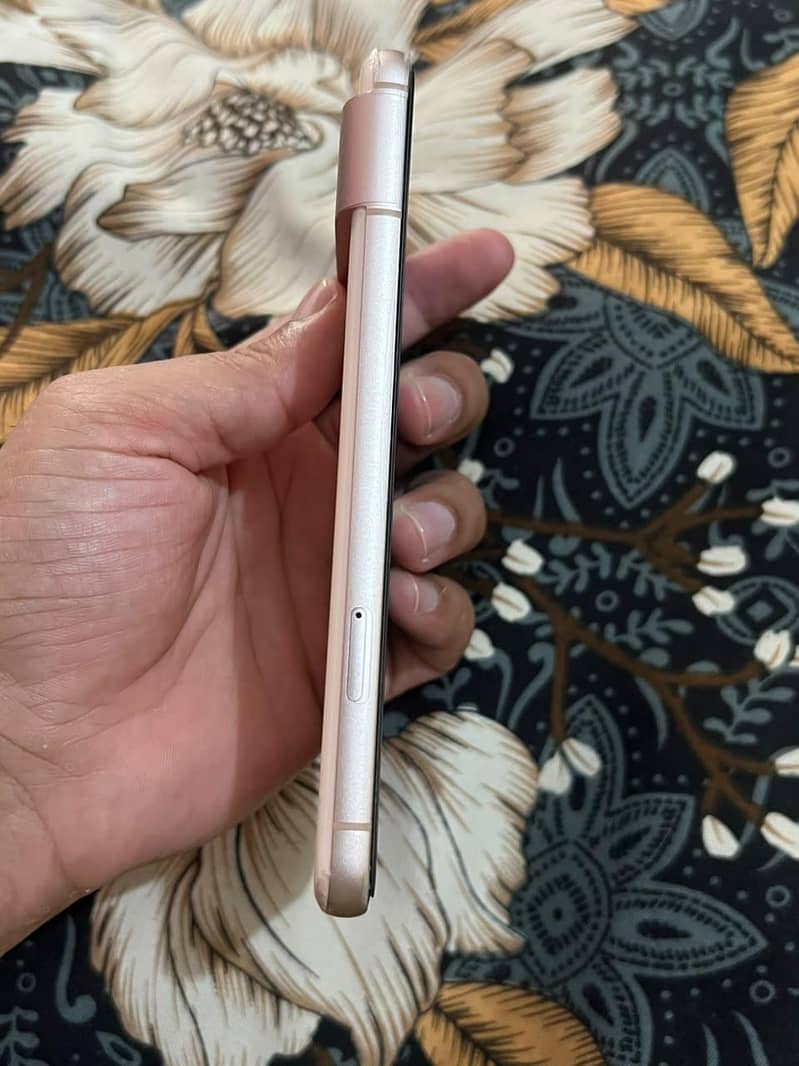 Google Pixel 8 Pro 4