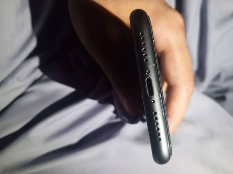 Apple iPhone 11 1