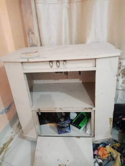 Gaming table