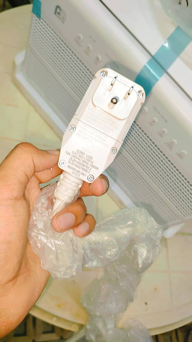 Window Ac / 20% off 6