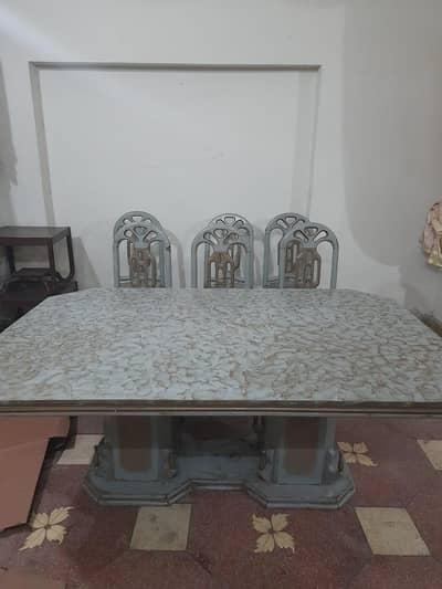 Dinning table with 6 Chair , urgent sale