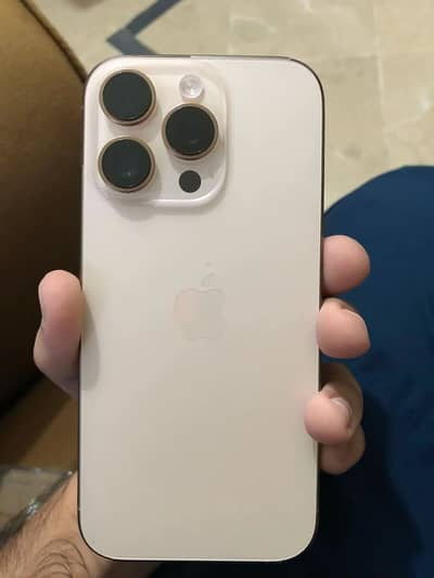 Apple iPhone 16 Pro