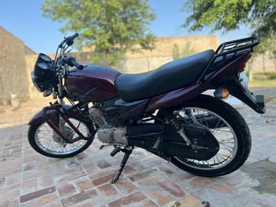 YB 125Z