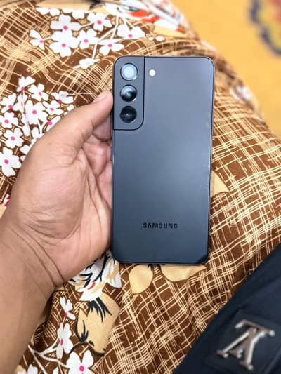 Samsung Mobile S22