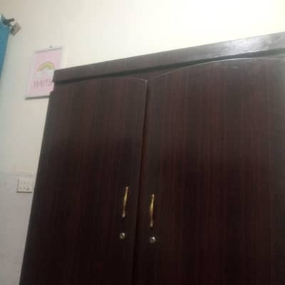 Almari Wooden