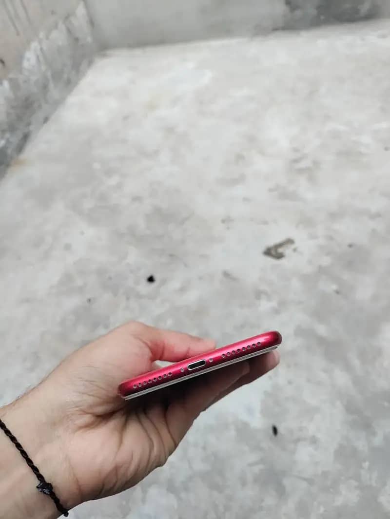 Apple iPhone 7 Plus 1