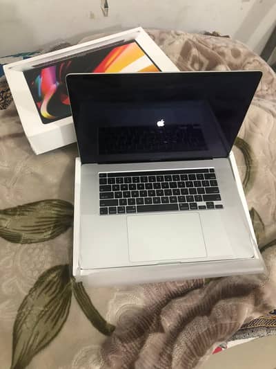 Apple MacBook Air - 16. inch 16GB RAM  1TB SSD