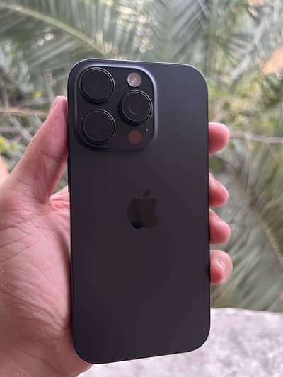 Apple iPhone 16 Pro